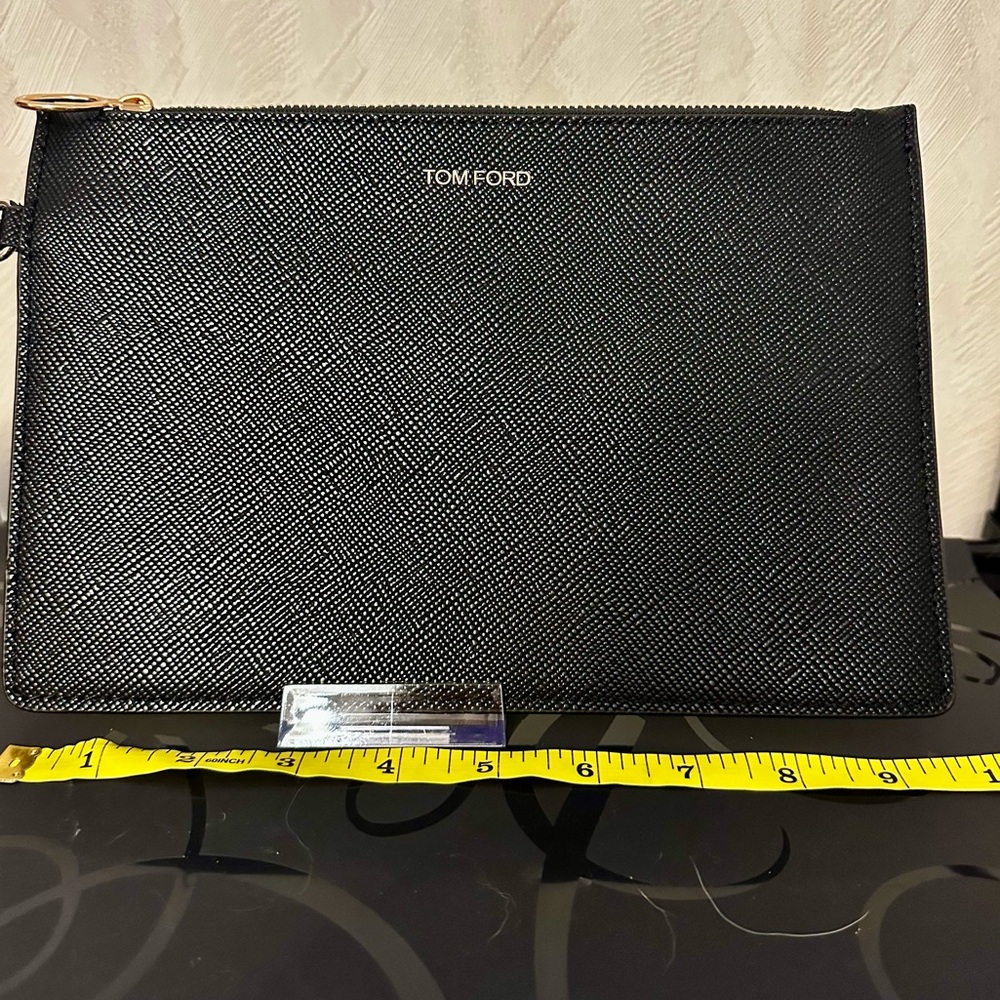 Tom Ford Beauty Black Pouch. Beauty Promotion Item (GWP)